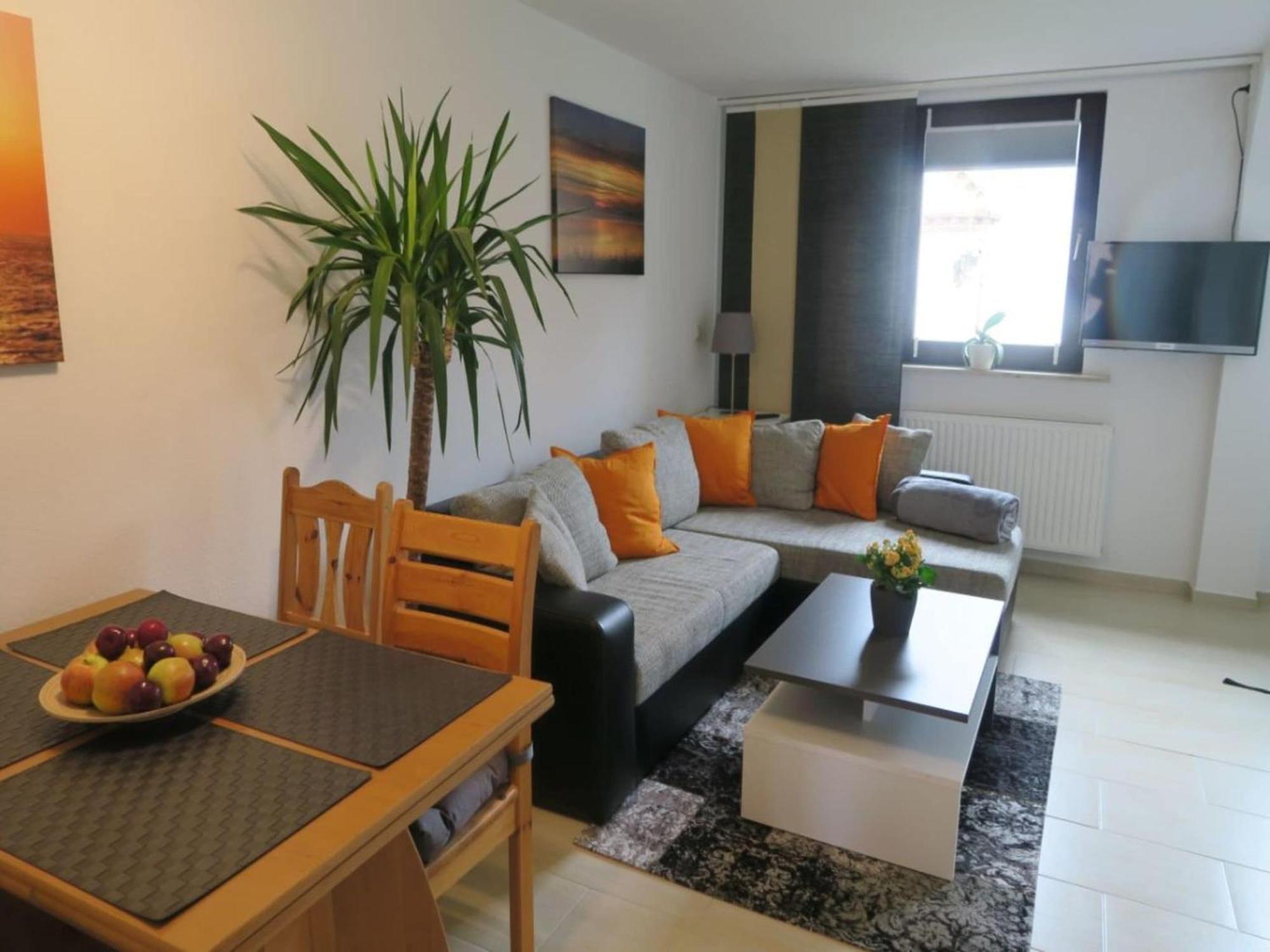 Beautiful Apartment In Robertsdorf With Garden Blowatz المظهر الخارجي الصورة